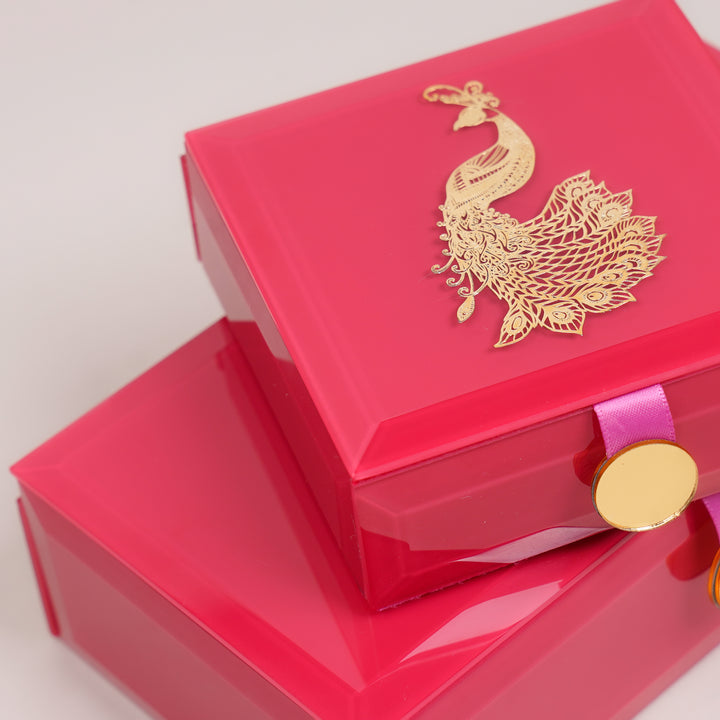 Scarlet Royale Box, Set of 2