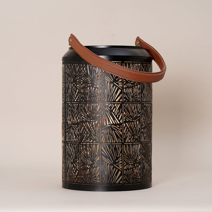 Noir Moroccan Lantern