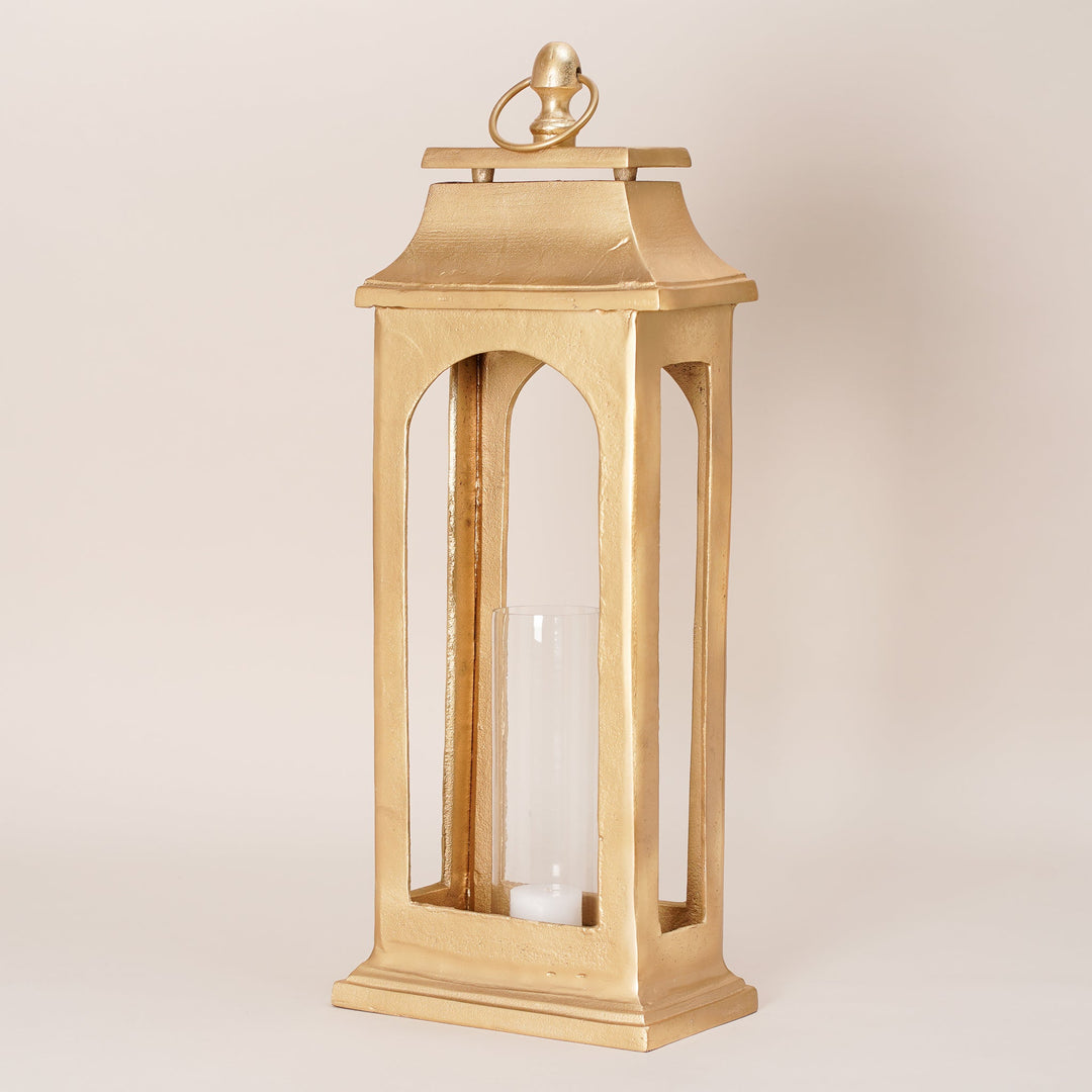 Aurea Towering Luminaires